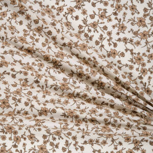 Cotton fabric  PREMIUM FLOWERS ON ECRU #8135-01